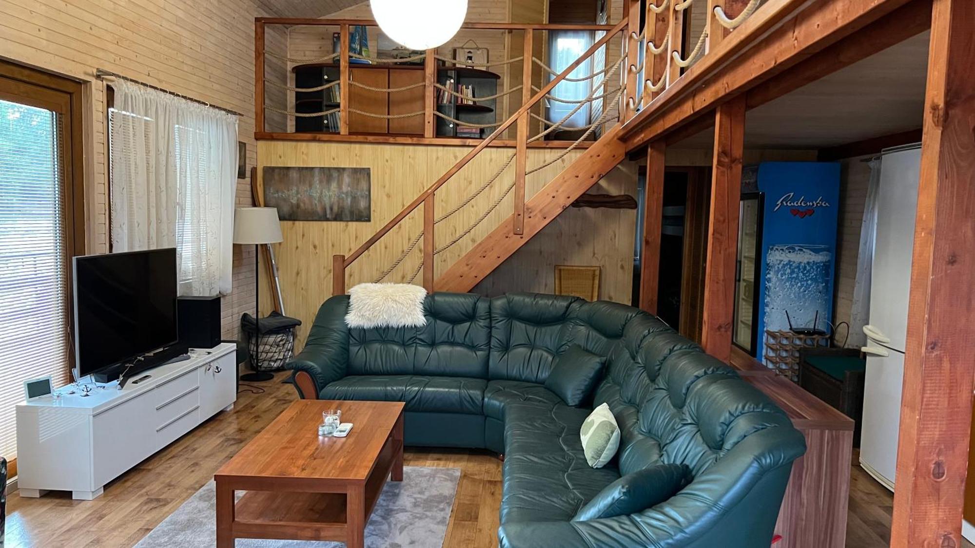 Hotel Houseboat - Beacon Of Happiness Bratislava Exterior foto